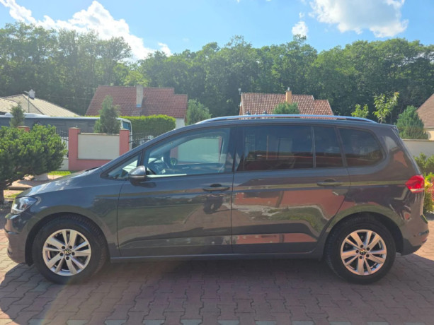 volkswagen-touran-20-tdi-scr-150k-edition-comfortline-dsg-big-2