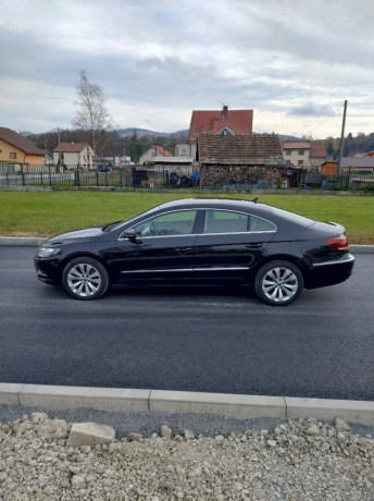 volkswagen-cc-20-tdi-103kw-bezovy-interier-big-1