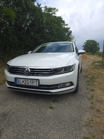 volkswagen-passat-20-tdi-bmt-highline-business-110kw150hp-m6-big-0