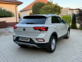 volkswagen-t-roc-15-tsi-style-small-1