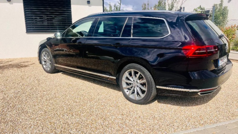 volkswagen-passat-variant-20-tdi-bmt-highline-r-line-dsg-110kw150hp-a7-big-1