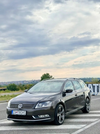 volkswagen-passat-variant-20-tdi-bmt-highline-dsg-103kw140hp-a6-big-2