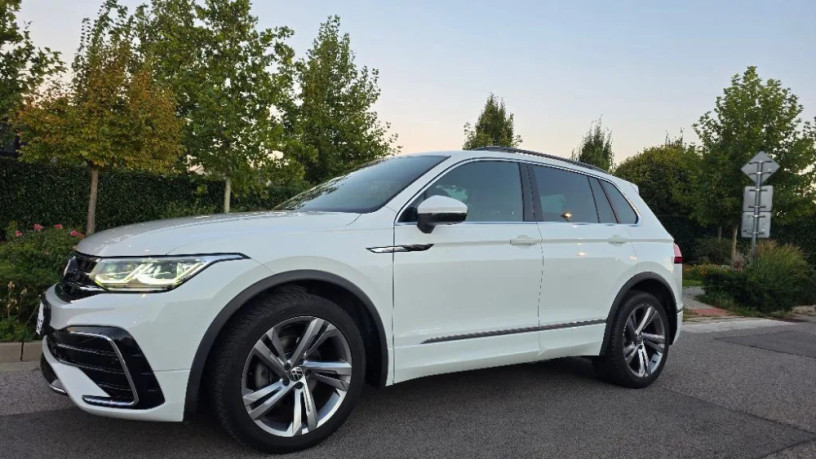 volkswagen-tiguan-20-tdi-evo-r-line-dsg-110kw150hp-a7-big-0