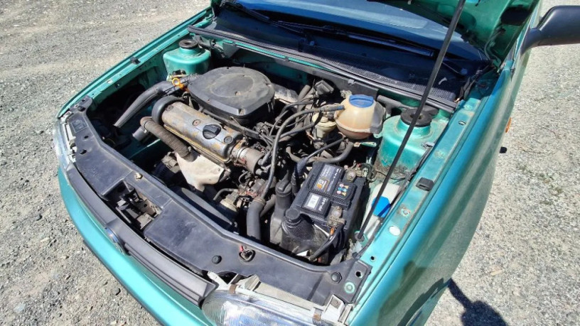 volkswagen-golf-variant-14-benzin-cerstvy-veteran-po-mnozstve-oprav-a-servisov-big-3