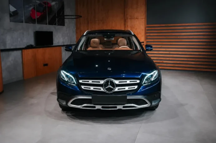 mercedes-benz-e-trieda-all-terrain-30-diesel-designo-big-2