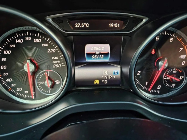 mercedes-benz-gla-180-entry-at-90kw122hp-a7-big-2