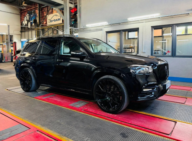 mercedes-benz-gls-400-d-4matic-at-big-1