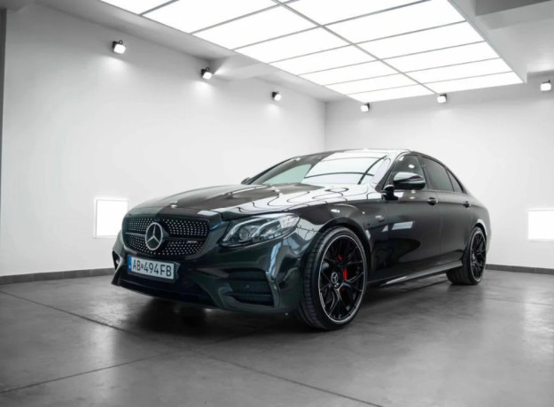 mercedes-benz-e-trieda-30-benzin-320kw-automat-prevodovka-4x4-big-0