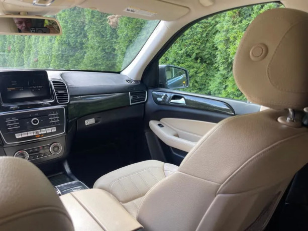 mercedes-benz-gls-450-4matic-2017-siva-usa-import-cz-registracia-big-3