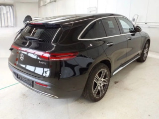 mercedes-benz-eqc-400-4matic-amg-line-300kw408hp-a1
