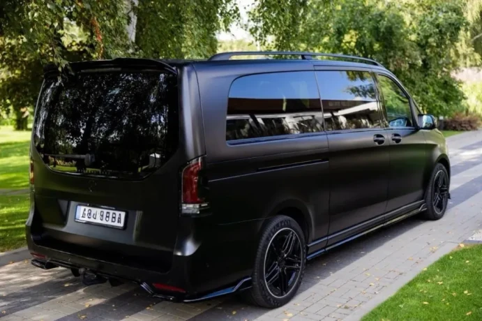 mercedes-benz-v-trieda-mercedes-benz-trieda-v-300-d-4-matic-9g-tronic-exclusive-extra-dlha-verzia-big-3