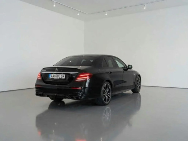 mercedes-benz-e-trieda-43-amg-big-0