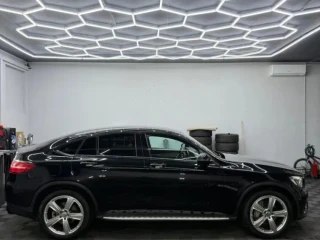 mercedes-benz-glc-kupe-250-d-stresny-nosic-a-komplet-sezonne-obutie-v-cene