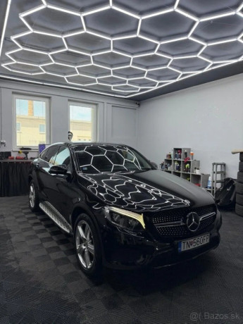 mercedes-benz-glc-kupe-250-d-stresny-nosic-a-komplet-sezonne-obutie-v-cene-big-2