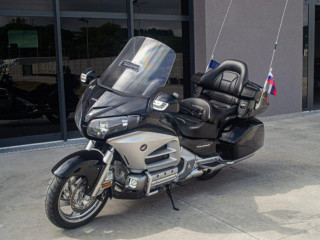 honda-gl-1800-goldwing-4047km-odpocet-dph
