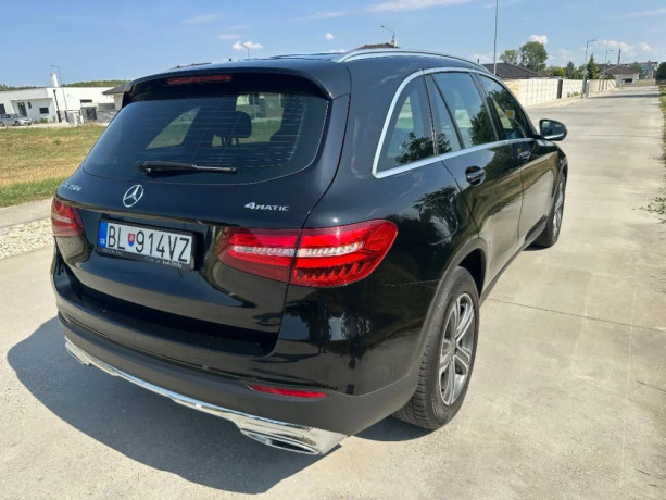 mercedes-benz-glc-suv-350d-diesel-190kw-automat-prevodovka-4x4-big-3