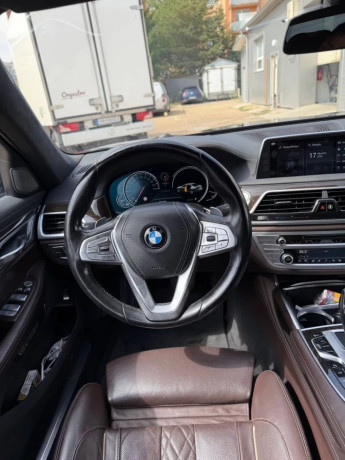 bmw-rad-7-730d-xdrive-at-195kw265hp-a8-big-0
