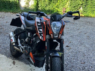 ktm-duke-125