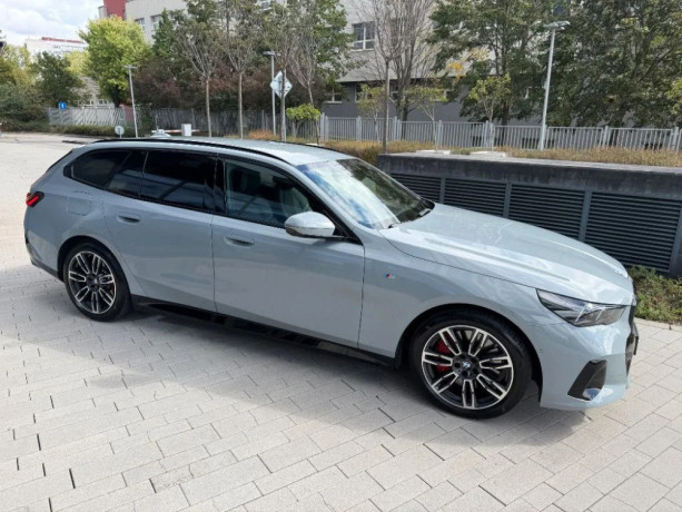 bmw-rad-5-touring-540d-xdrive-v-zaruke-big-1