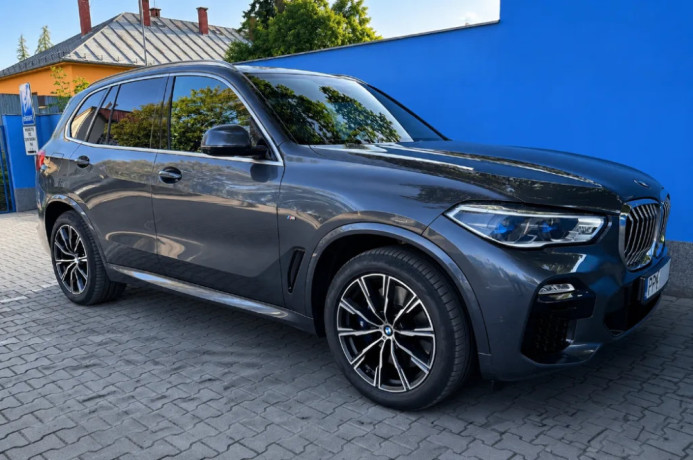 bmw-x5-sport-xdrive30d-big-2