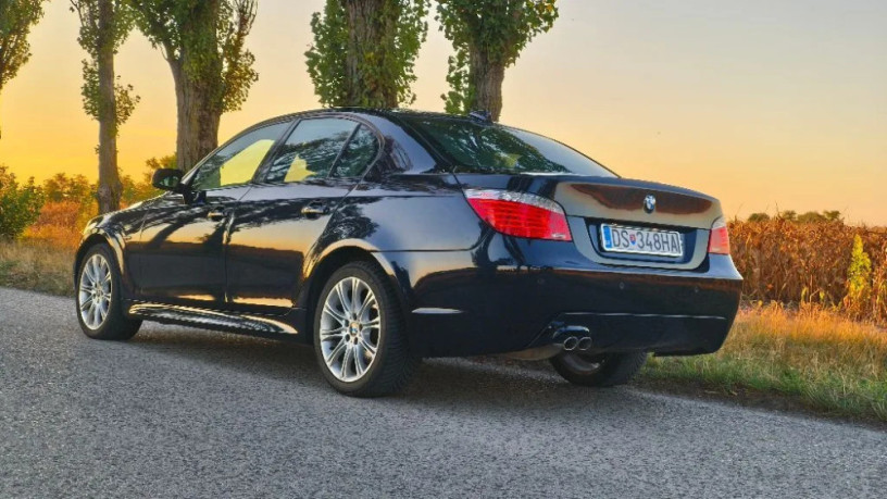 bmw-rad-5-530-xd-at-173kw235hp-a6-big-2