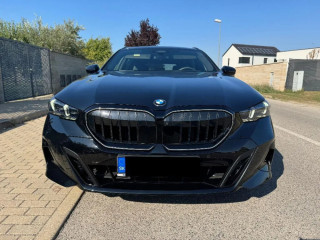 bmw-rad-5-touring-bmw-520-d-xdrive-automat-rok-2025