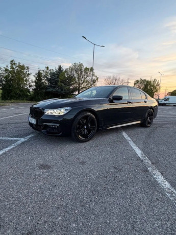 bmw-rad-7-730d-xdrive-at-195kw265hp-a8-big-3