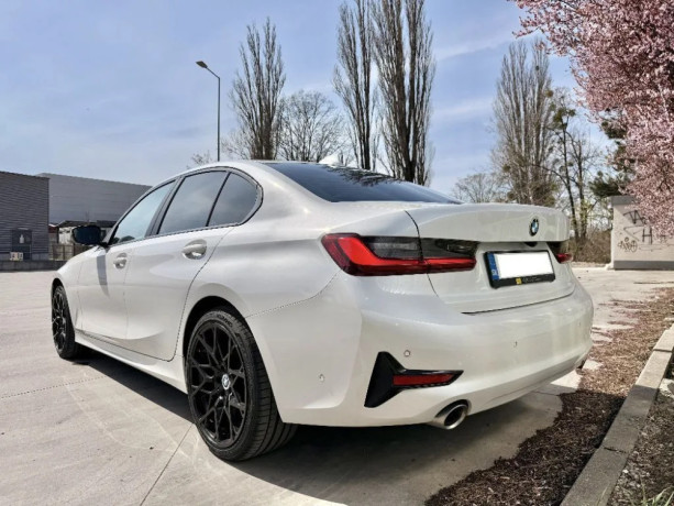 bmw-rad-3-320d-mhev-xdrive-at-140kw190hp-a8-big-1