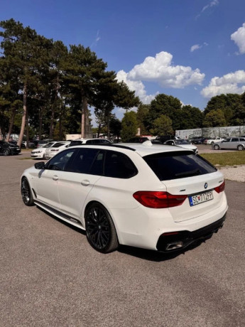 bmw-rad-5-touring-530d-xdrive-at-195kw265hp-a8-g31-big-3