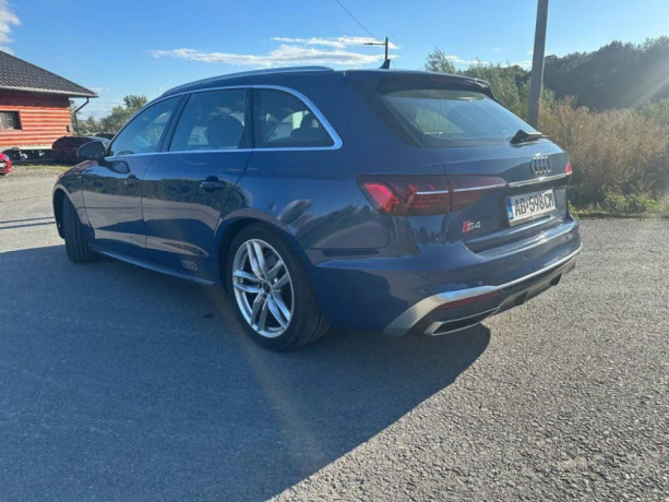 audi-a4-avant-audi-a4-b9-avant-s-line-zaruka-do-2029-top-vybava-big-1