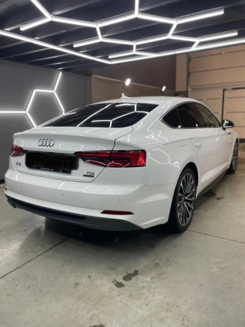 audi-a5-sportback-sedan-quatro-140kw-big-2