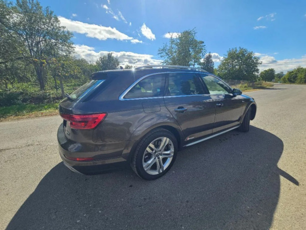 audi-a4-allroad-20-tfsi-quattro-s-tronic-185kw252hp-a7-big-3
