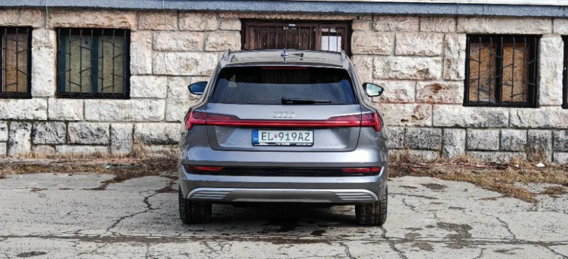 audi-e-tron-e-tron-50-big-0