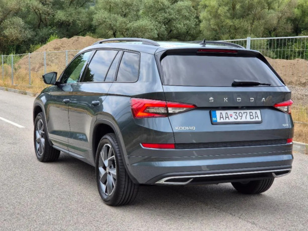 skoda-kodiaq-20-tdi-scr-190k-sportline-dsg-4x4-140kw190hp-a7-big-3