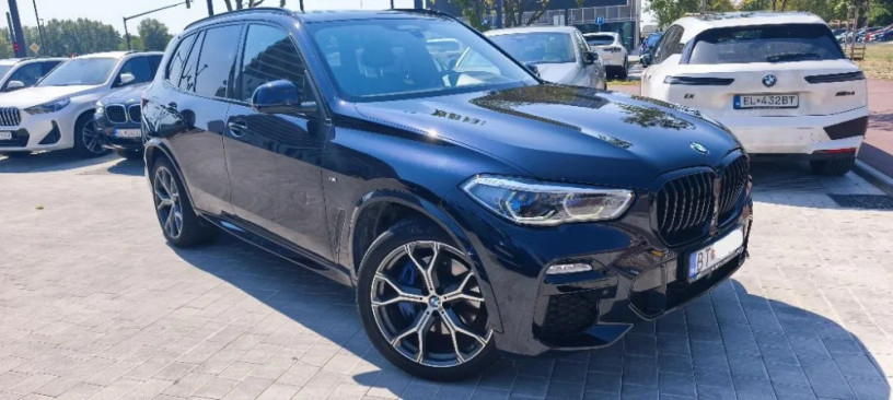 bmw-x5-30d-m-packet-pano-harmankardon-nezavisle-kurenie-360-kamery-big-2