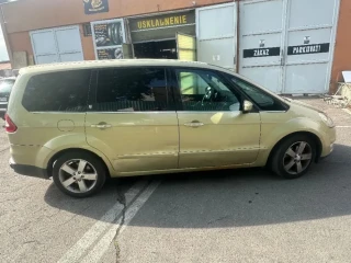 ford-galaxy-20tdci-7-miest