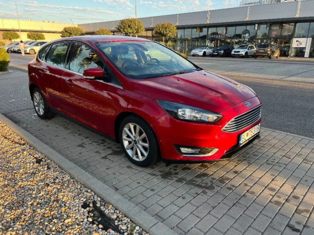 ford-focus-10-ecoboost-spirit-x-92kw124hp-m6-big-0