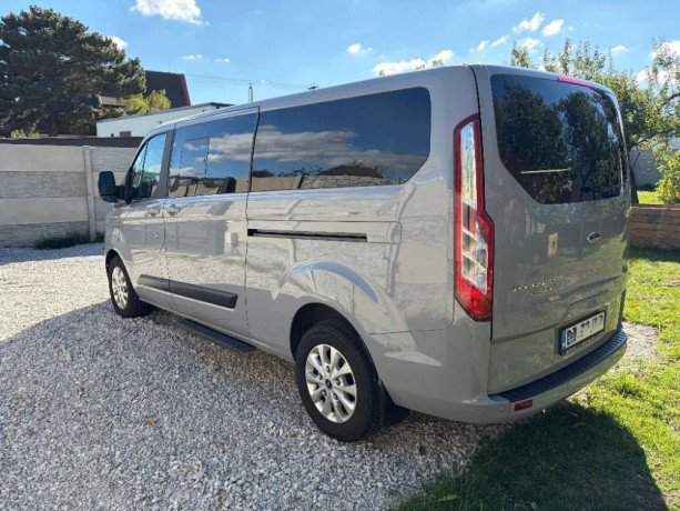 ford-tourneo-custom-20-tdci-ecoblue-titanium-l2-110kw150hp-m6-big-1