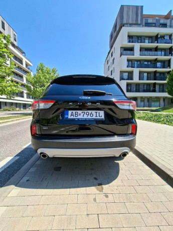 ford-kuga-20-tdci-ecoblue-190k-titanium-at-awd-140kw190hp-a8-big-2