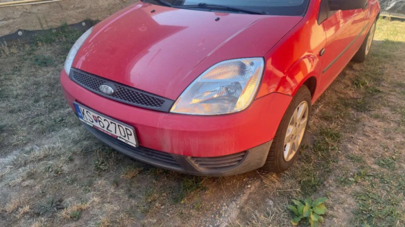 ford-fiesta-14-tdci-2004-big-1