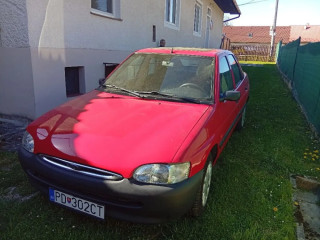 ford-escort-16-16v-clx-66kw90hp-m5