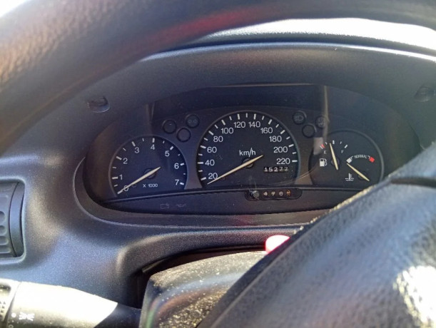 ford-escort-16-16v-clx-66kw90hp-m5-big-1