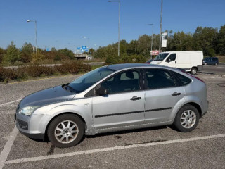 ford-focus-14-16v-trend-59kw80hp-m5