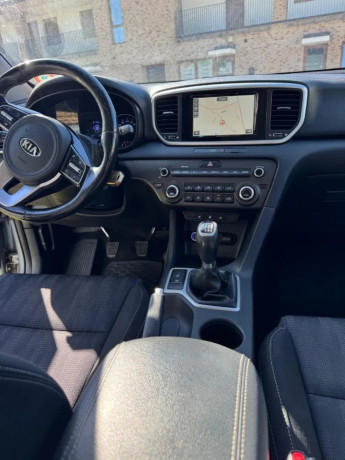 kia-sportage-16-gdi-silver-97kw132hp-m6-big-3