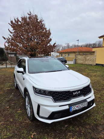kia-sorento-platinum-hybrid-4x4-snow-white-pearl-03-2023-big-1