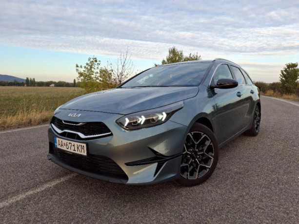 kia-ceed-sw-15-t-gdi-sport-103kw140hp-m6-big-0