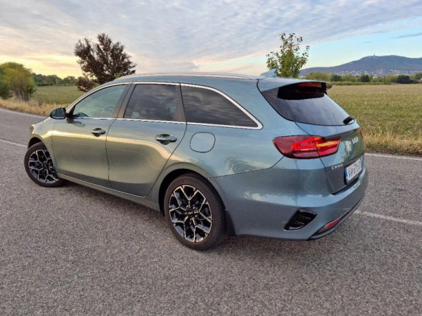 kia-ceed-sw-15-t-gdi-sport-103kw140hp-m6-big-2