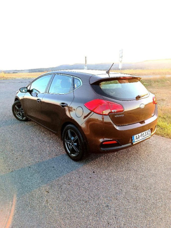 kia-ceed-14-benzin-175000km-big-2