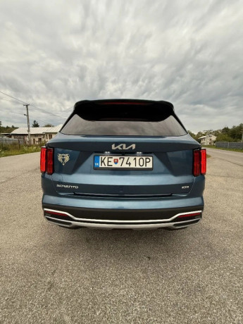kia-sorento-22-crdi-platinum-148kw202hp-a8-big-0