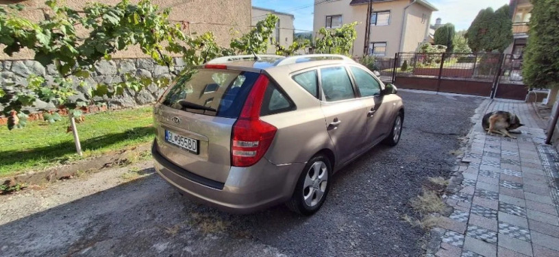 kia-ceed-sw-ceed-sw-16-crdi-vgt-16v-lx-85kw115hp-m5-big-2